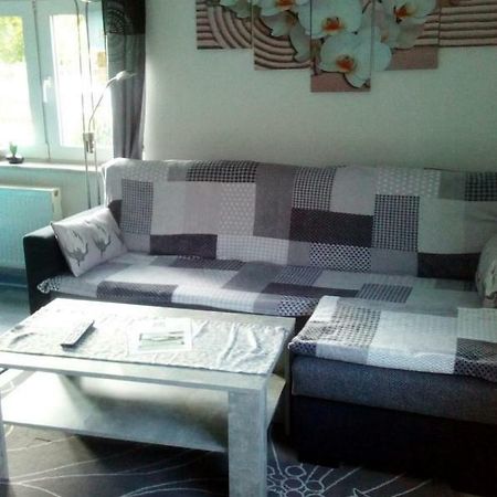 Kleines Apartement Zwischen Ega Und Messe Erfurt Bagian luar foto