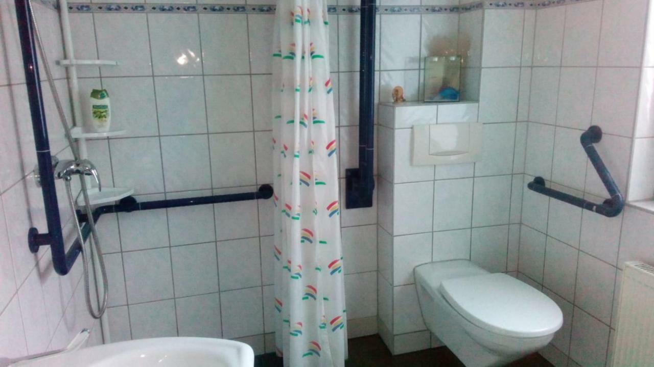 Kleines Apartement Zwischen Ega Und Messe Erfurt Bagian luar foto