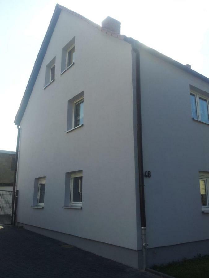 Kleines Apartement Zwischen Ega Und Messe Erfurt Bagian luar foto